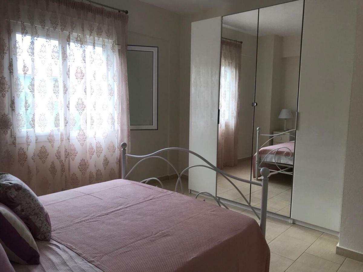 Irina House Pefkohoriアパートメント エクステリア 写真