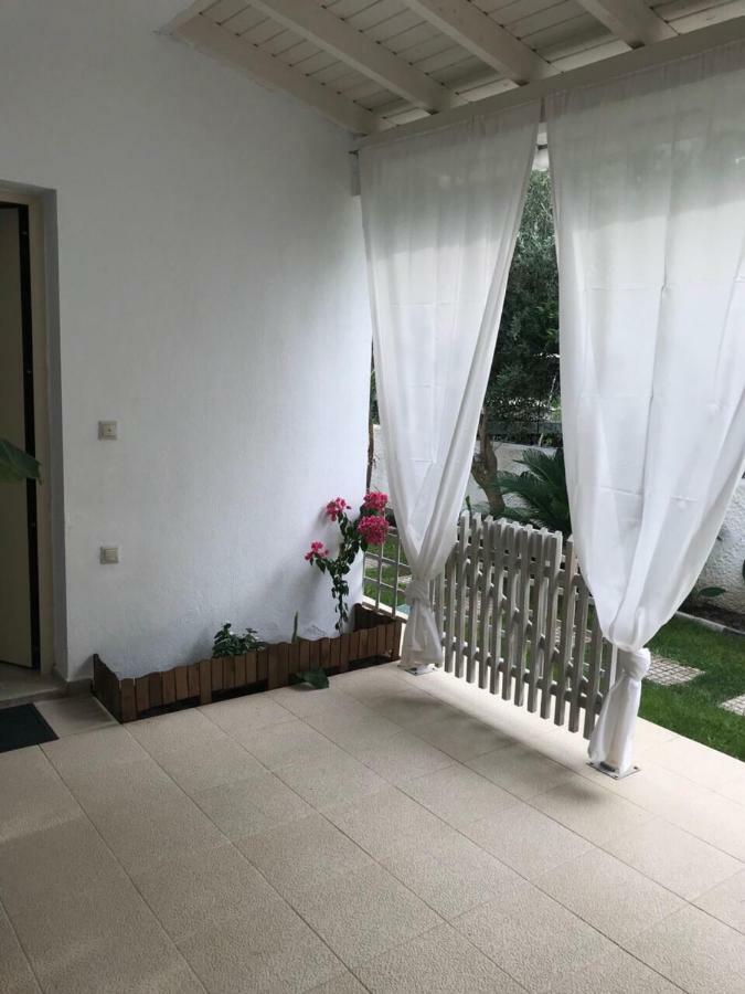 Irina House Pefkohoriアパートメント エクステリア 写真
